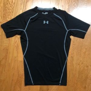 Men’s M black UnderArmour compression shirt